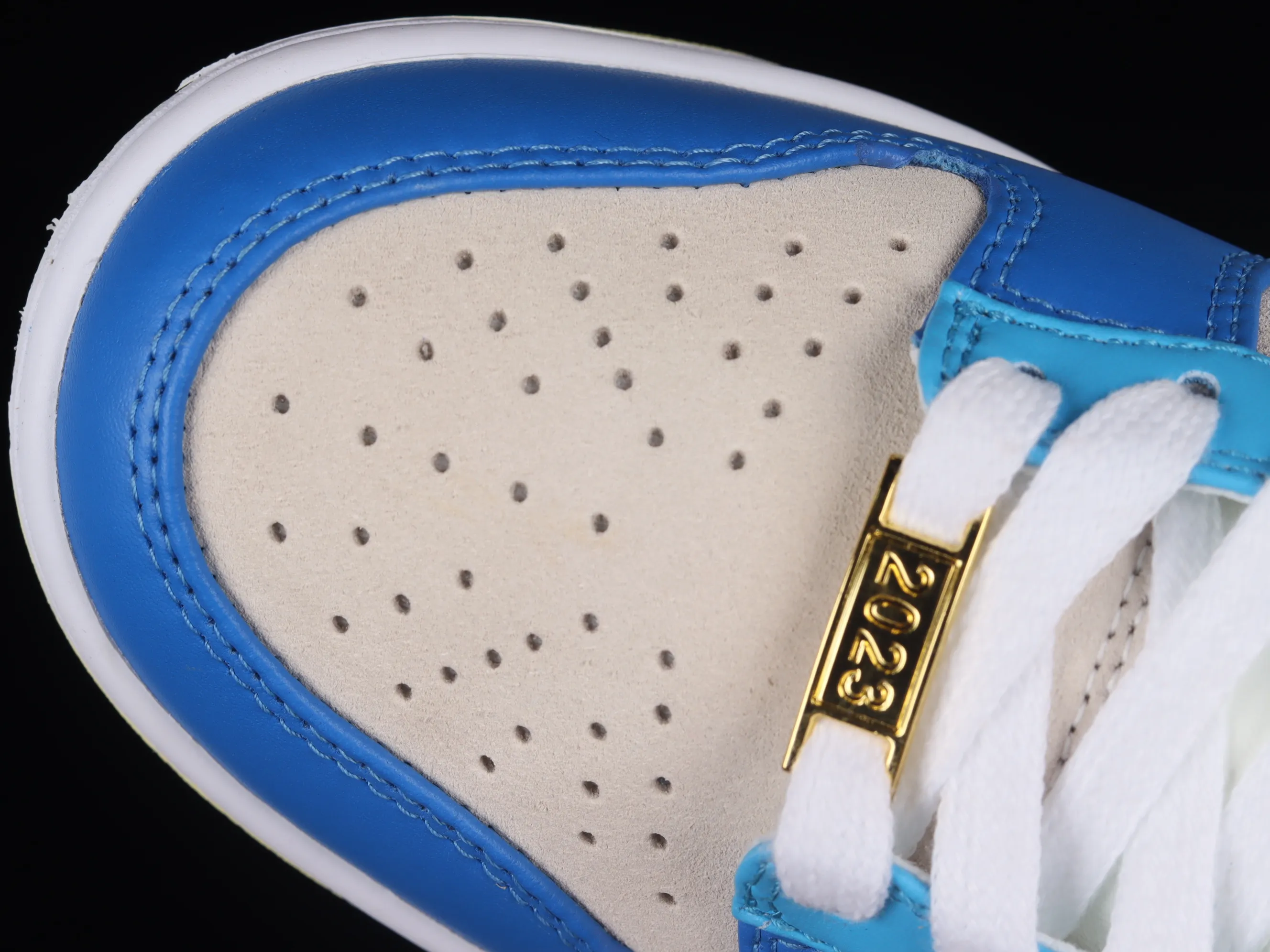 All categories Nk SB Dunk series Nk SB Dunk Low low-top sneakers Nk Dunk Low "Year of the Rabbit" Jingtu Year of the Rabbit limited edition SB low-top sports and leisure sneakers FD4203-111